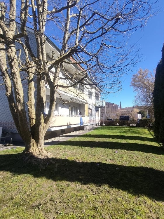 Schöne 3.5-Zimmerwohnung in ruhigem Quartier 7