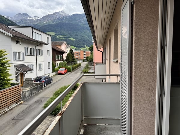 Gemütliche 4-Zimmer-Wohnung an zentraler Lage in Altdorf 8