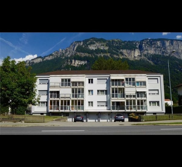 Wohnen mit Ausblick auf die Bündner-Berge 1