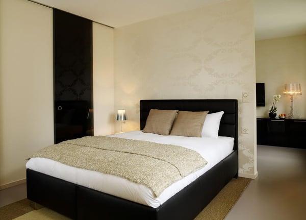 One Bedroom Junior, Kitchenette - Serviced Apartment with Weekly Housekeeping Included 1
