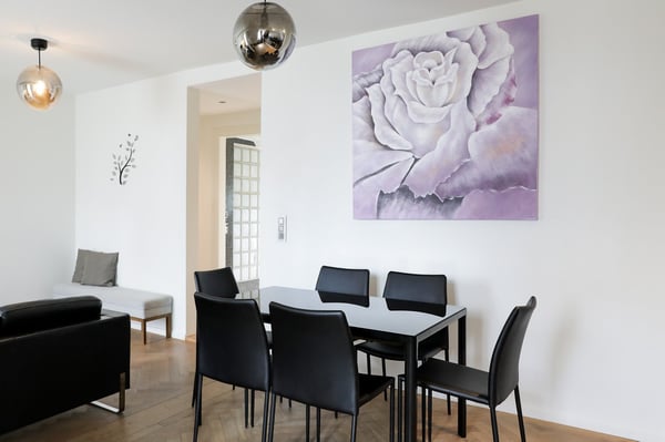 Grosszügige 3.5-Zimmer-Wohnung mit Balkon in Zürich-West 5