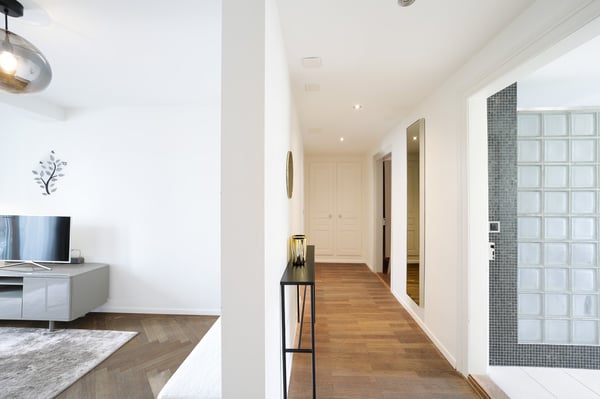 Grosszügige 3.5-Zimmer-Wohnung mit Balkon in Zürich-West 2