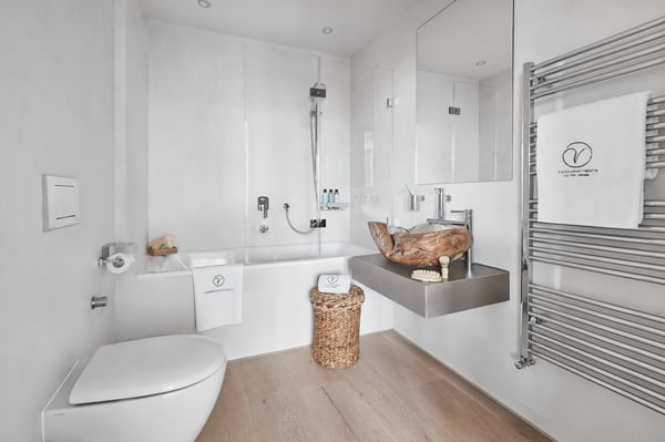 Spacious 2-Room Apartment (3 Bedroom) in Central Geneva – GL702 4