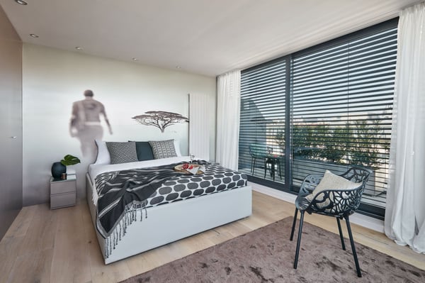 Spacious 2-Room Apartment (3 Bedroom) in Central Geneva – GL702 1