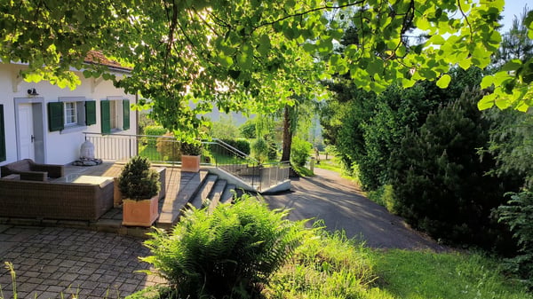 Idyllischer Landsitz mit viel Umschwung in Stadtnähe 4