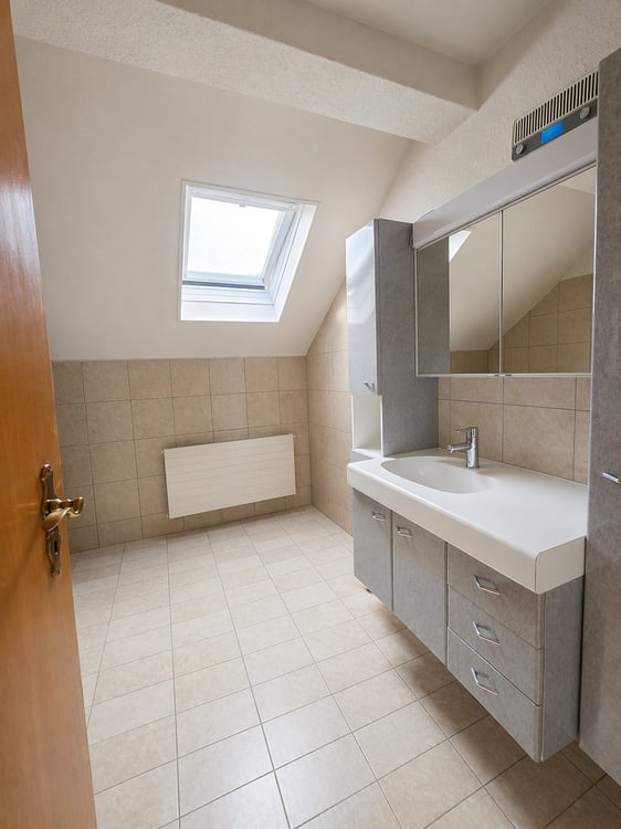 Traumhaft wohnen wie im Einfamlienhaushaus – 5.5 Zimmer mit Terrasse & eigenem Eingang 15