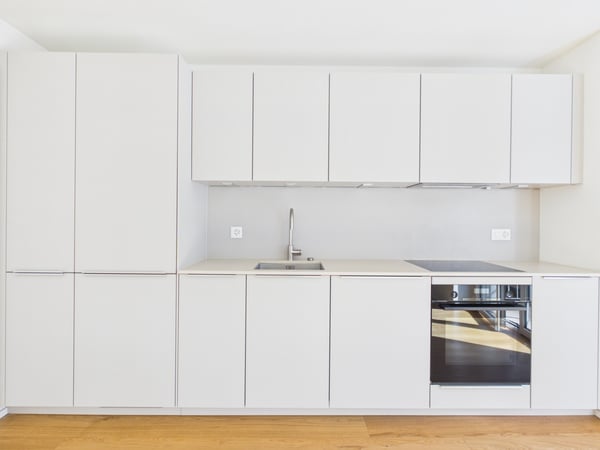 2-Zimmer-Wohnung mit grossem Reduit und Wäscheturm 8
