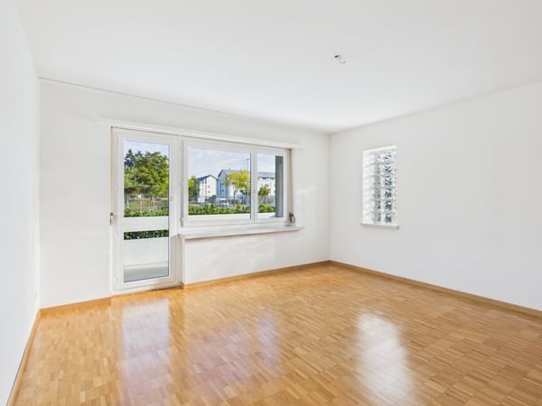Helle 4.5-Zimmer-Wohnung mit vielseitiger Raumaufteilung 2