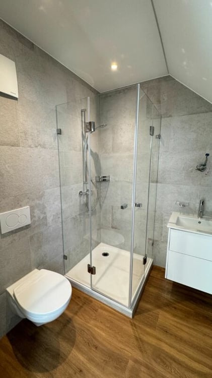 Moderne Douplex Wohnung mit herrlicher Aussicht in Rapperswil zu vermieten 5