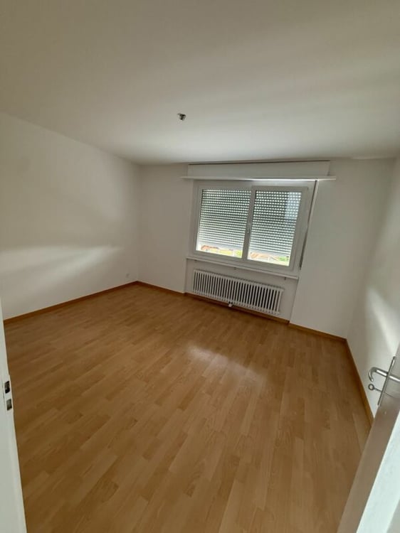 Moderne und helle 2-Zimmer-Wohnung in Lyss 4