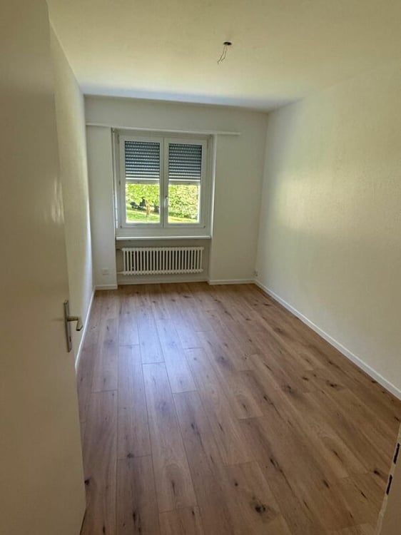 Moderne grosse 4.5 Zimmerwohnung in Trimbach 13