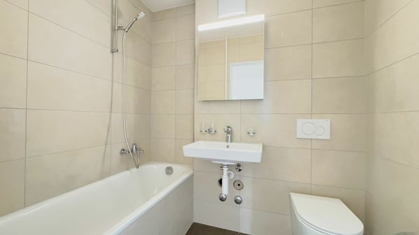 Neu Sanierte Moderne 1.0 Zimmer-Wohnung mit Herrliche Aussicht in Bern 8