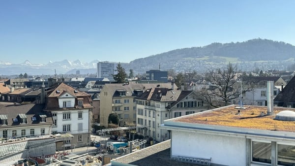 Neu Sanierte Moderne 1.0 Zimmer-Wohnung mit Herrliche Aussicht in Bern 4
