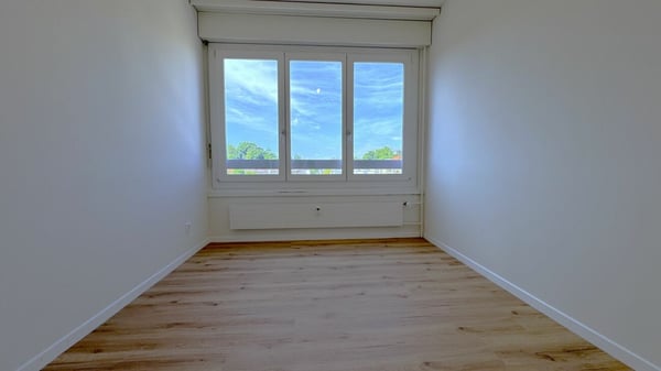 Neu Sanierte Moderne 1.5 Zimmer-Wohnung mit Herrliche Aussicht in Bern 12