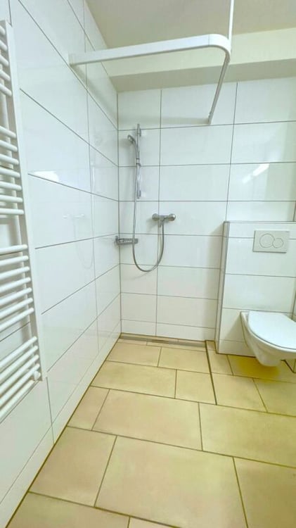 Appartement 2 chambres moderne à La Chaux-de-Fonds - Idéal pour étudiant & première occupation après rénovation complète 3