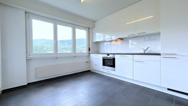 Grand appartement moderne de 3,5 pièces 11