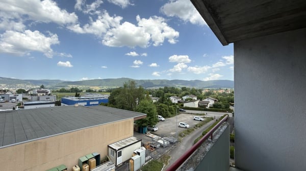 Grand appartement moderne de 3,5 pièces 13