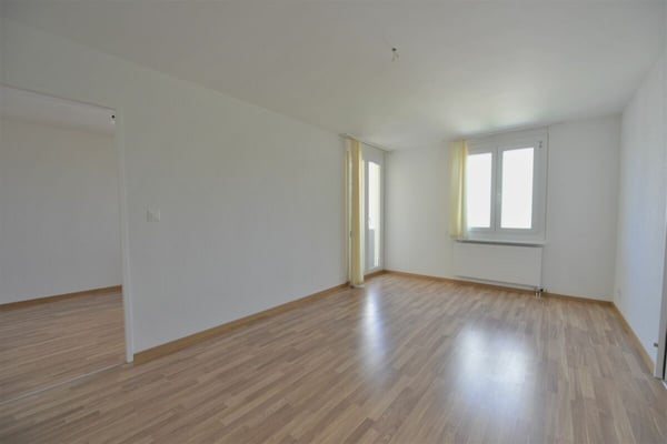 Spacieuse appartement de 3.5  pièces au calme avec balcon, place de parking et bonne accessibilité Kopie 9