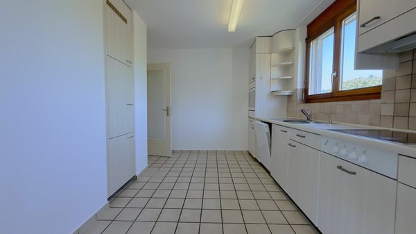 Grosse Sanierte 5.0 Maisonette Wohnung mit Balkon in einer ruhiger Lage Solothurn 13