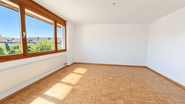 Grosse Sanierte 5.0 Wohnung mit grossen Spielplatz 6
