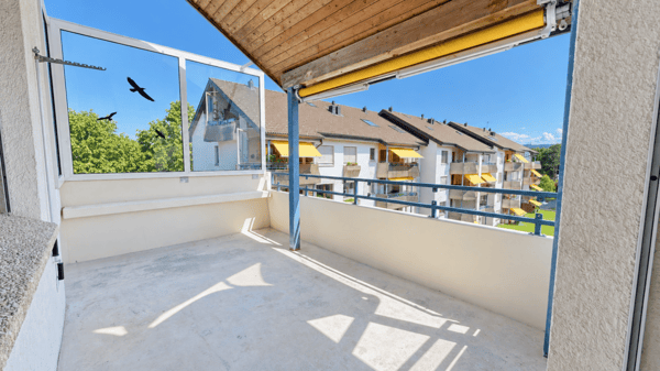 Grosse Sanierte 5.0 Wohnung mit grossen Spielplatz 16