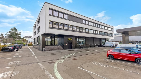 Modern, Neuwertig & Lichtdurchflutet – Ihr neues Büro wartet auf Sie 6