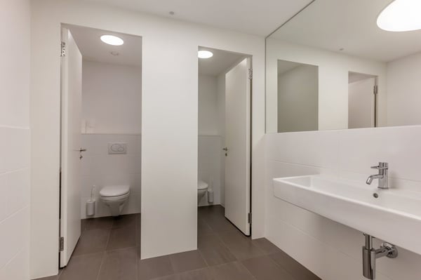 Zweiteilige Büro- oder Praxisfläche mit Wasseranschluss 2