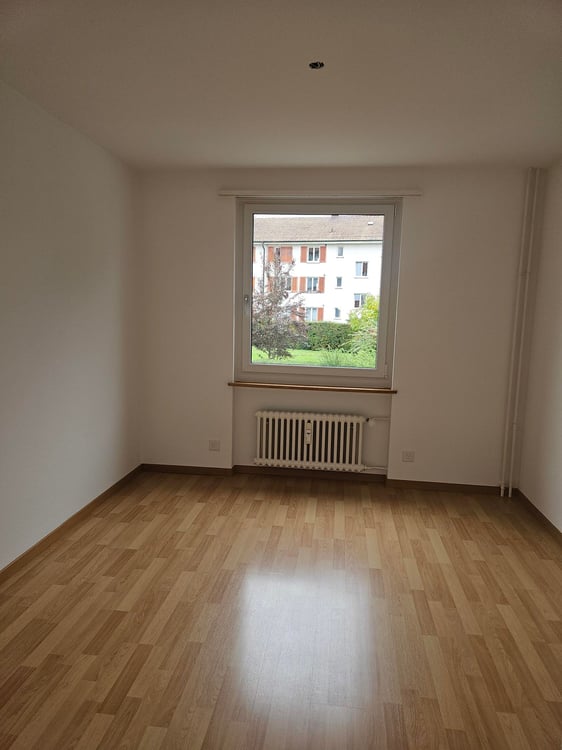 Grosszügige 1.5-Zimmer-Wohnung mit Balkon und Seeblick in Romanshorn 8