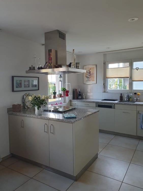 Schöne 4.5 Zimmer Parterrewohnung mit grossem Sitzplatz 5