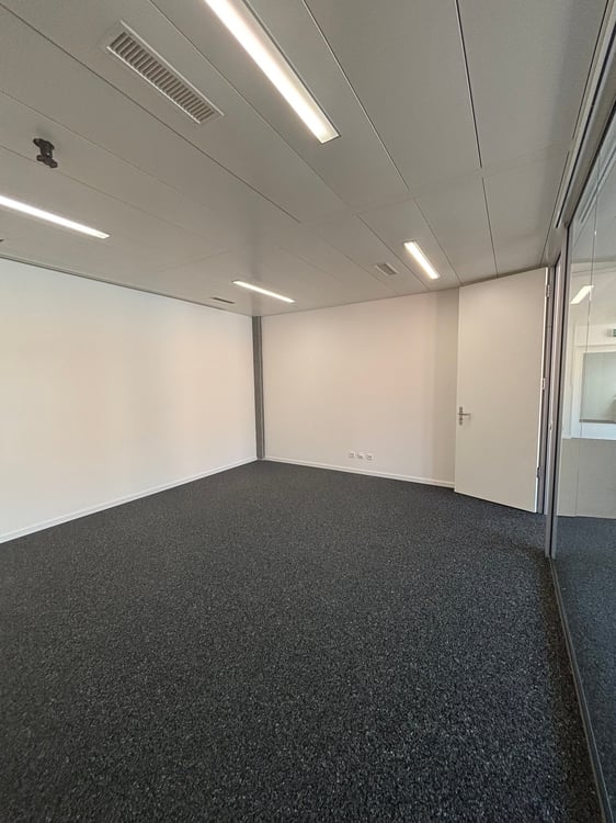 Moderne Bürofläche mit Top-Anbindung – 470.2 m² im Minergie®-Standard 6