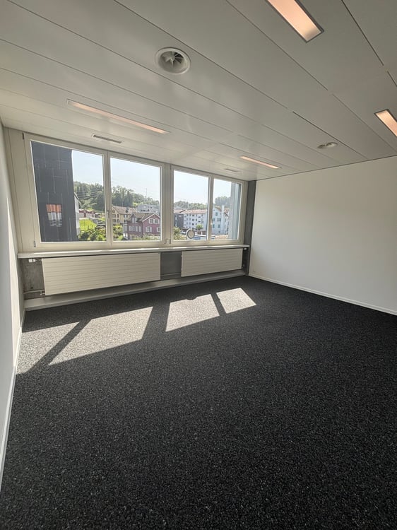Moderne Bürofläche mit Top-Anbindung – 470.2 m² im Minergie®-Standard 15