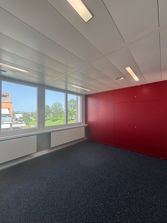 Moderne Bürofläche mit Top-Anbindung 384.2 m² im Minergie-Standard 10