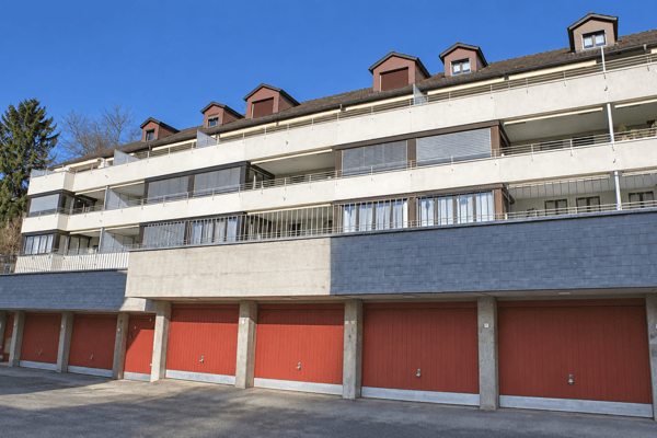 Grosszügige 4.5-Zimmer-Maisonette-Wohnung am Rosenberg 1