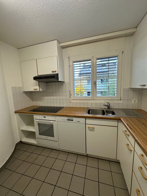 Charmante Wohnung im Herzen von Wolfhausen 6