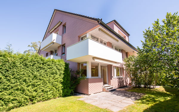Schöne 3.5 ZimmerWohnung am Zollikerberg im EG 1