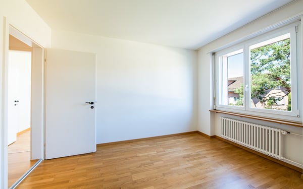 Schöne 3.5 ZimmerWohnung am Zollikerberg im EG 4