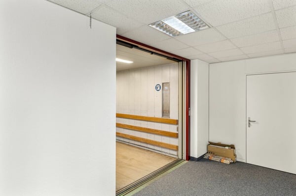 Altgraben 23 - Ihre neuen Gewerbeflächen am bester Lage! 4.OG 13