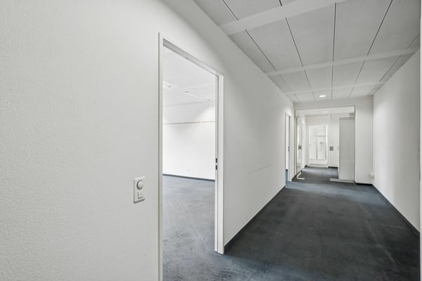 Ruhige Büro-/Gewerbefläche nahe Zürich HB und Löwenplatz 8
