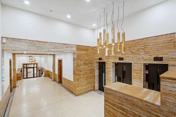 Vivre au sommet de la Tour Bel-Air 2