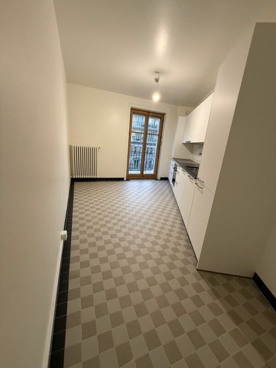 Bureaux rénovés - 20 m² au coeur de Genève 5