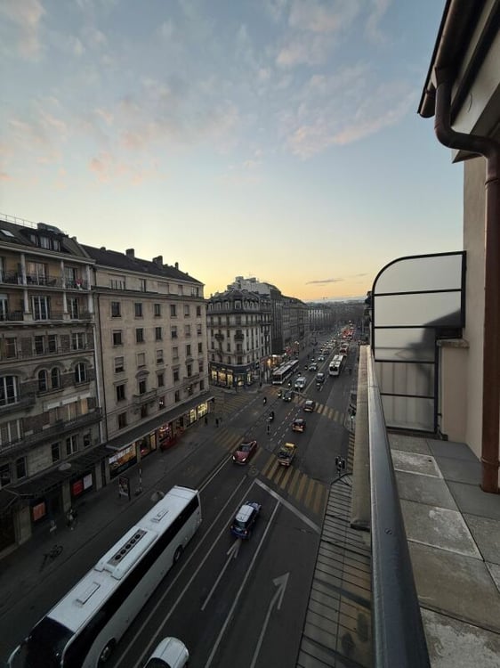 Bureaux rénovés - 20 m² au coeur de Genève 6