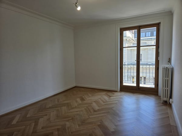 Bureaux rénovés - 90 m² au coeur de Genève 4