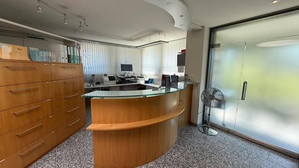 Grosszügiges 10-Zimmer-Einfamilienhaus in ruhiger Lage in Glattfelden 19