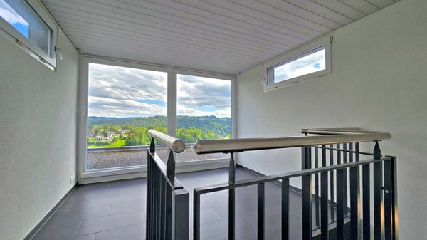 Modernes Einfamilienhaus mit viel Wohnraum und Weitsicht 13