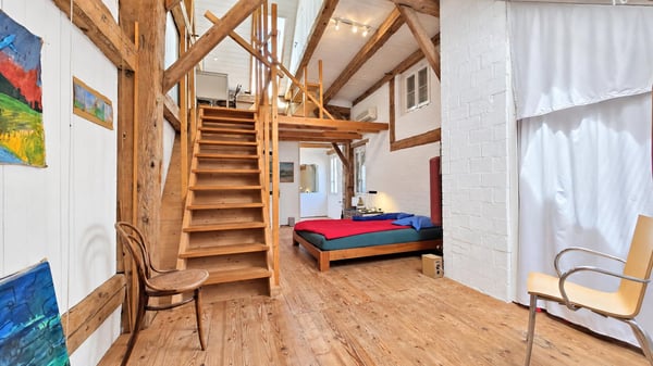 Neu aufgebauter Flarzhausteil mit Atelier-/Loftbereich 11