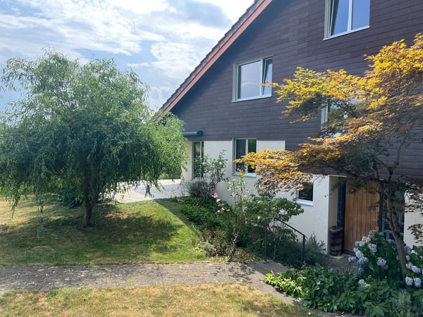 8.5-Zimmer-Doppel-Einfamilienhaus an bevorzugter Wohnlage 4