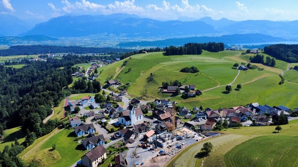 1 1/2-ZIMMER-EIGENHEIM / SONNE / NATUR / EINLIEGERWOHNUNG 6