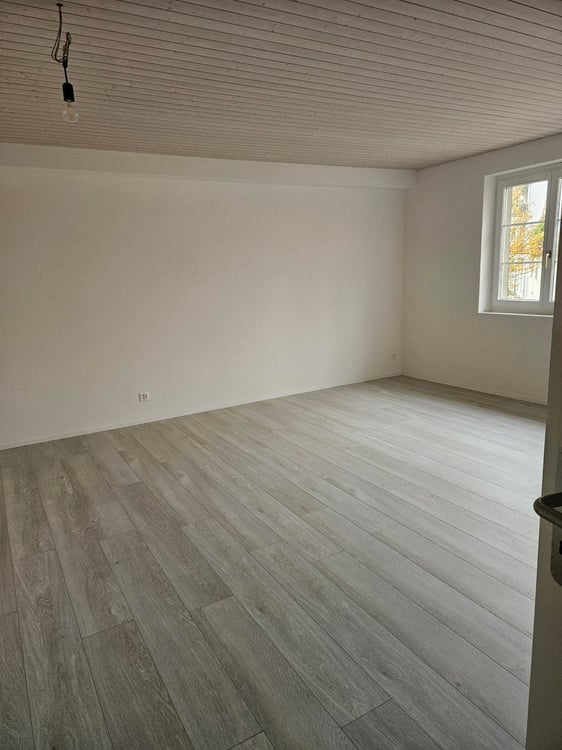 Grosszügige Wohnung an attraktiver Lage 8