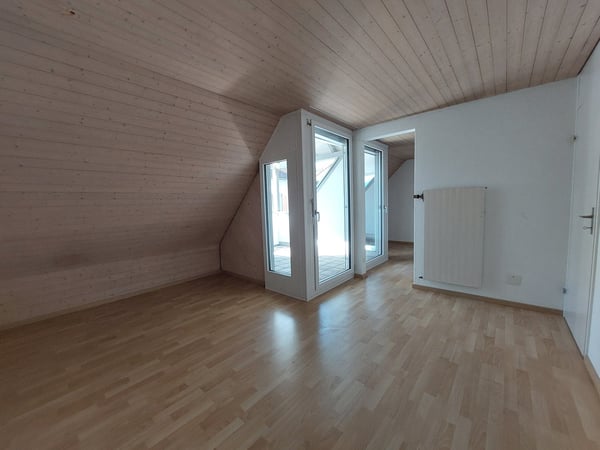 Grosszügige Maisonettewohnung mit Galerie im Herzen von Eschenbach 8