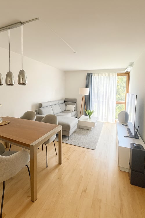 3-Zimmer-Wohnung im Herzen von Oberrieden 3